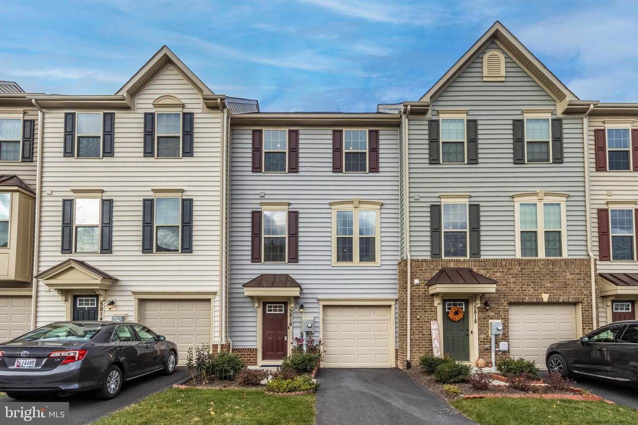 5816 Rochefort Street - Photo 1