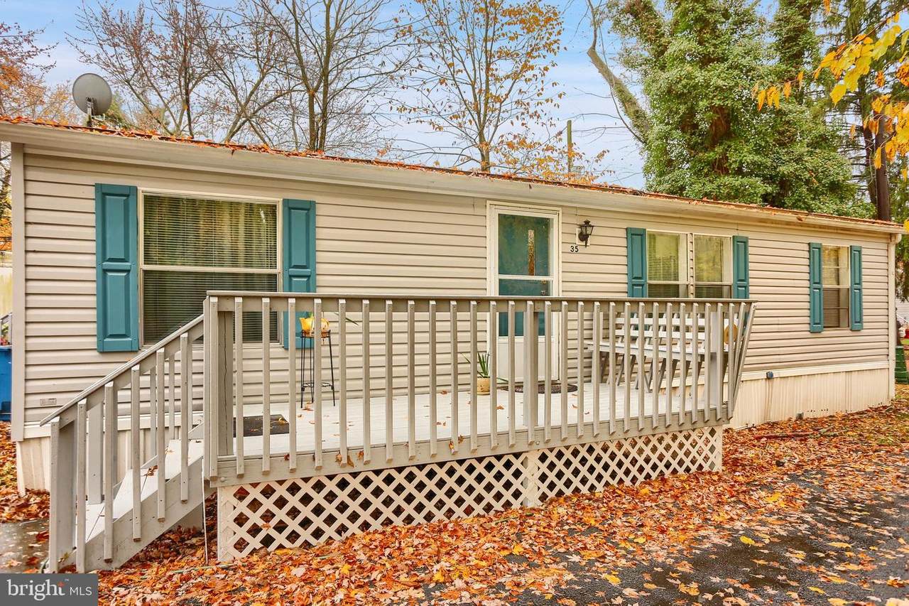 35 Willow Street - Photo 1