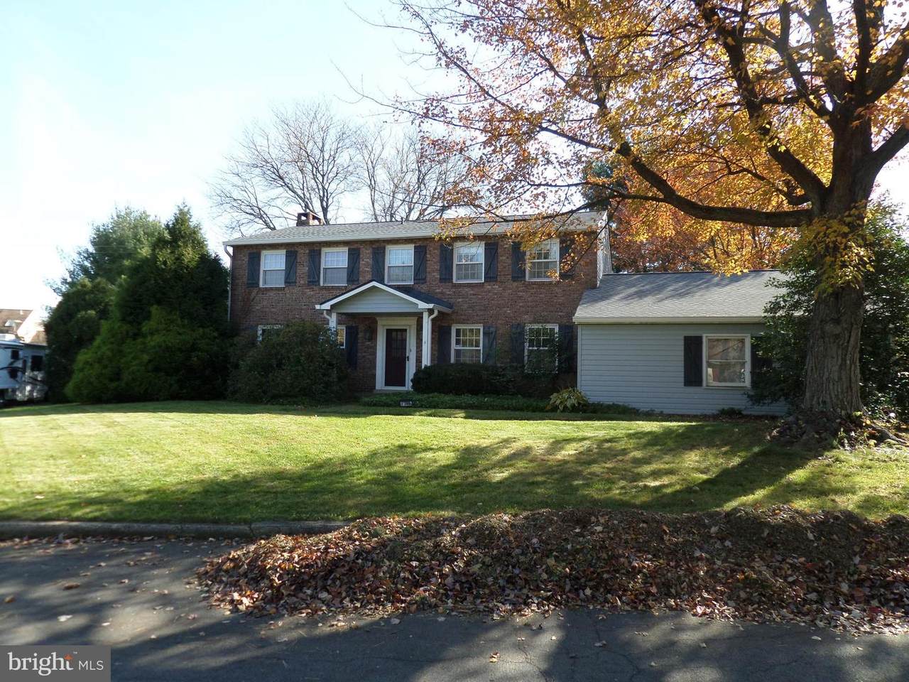 1246 Clearview Circle - Photo 1