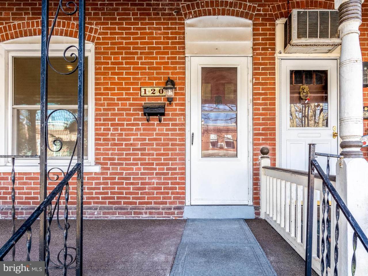 120 6TH Street - Photo 1