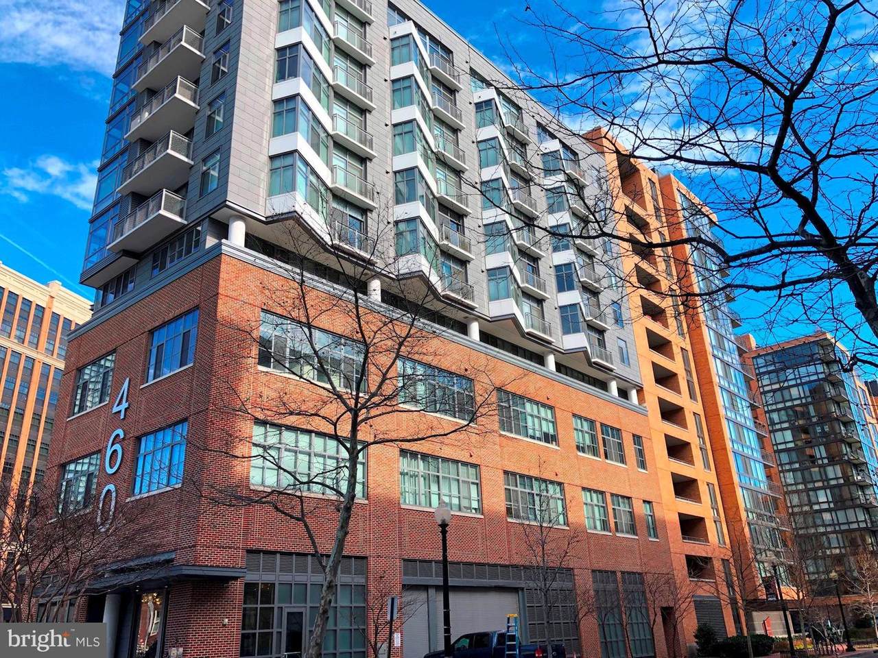 460 New York Avenue - Photo 1