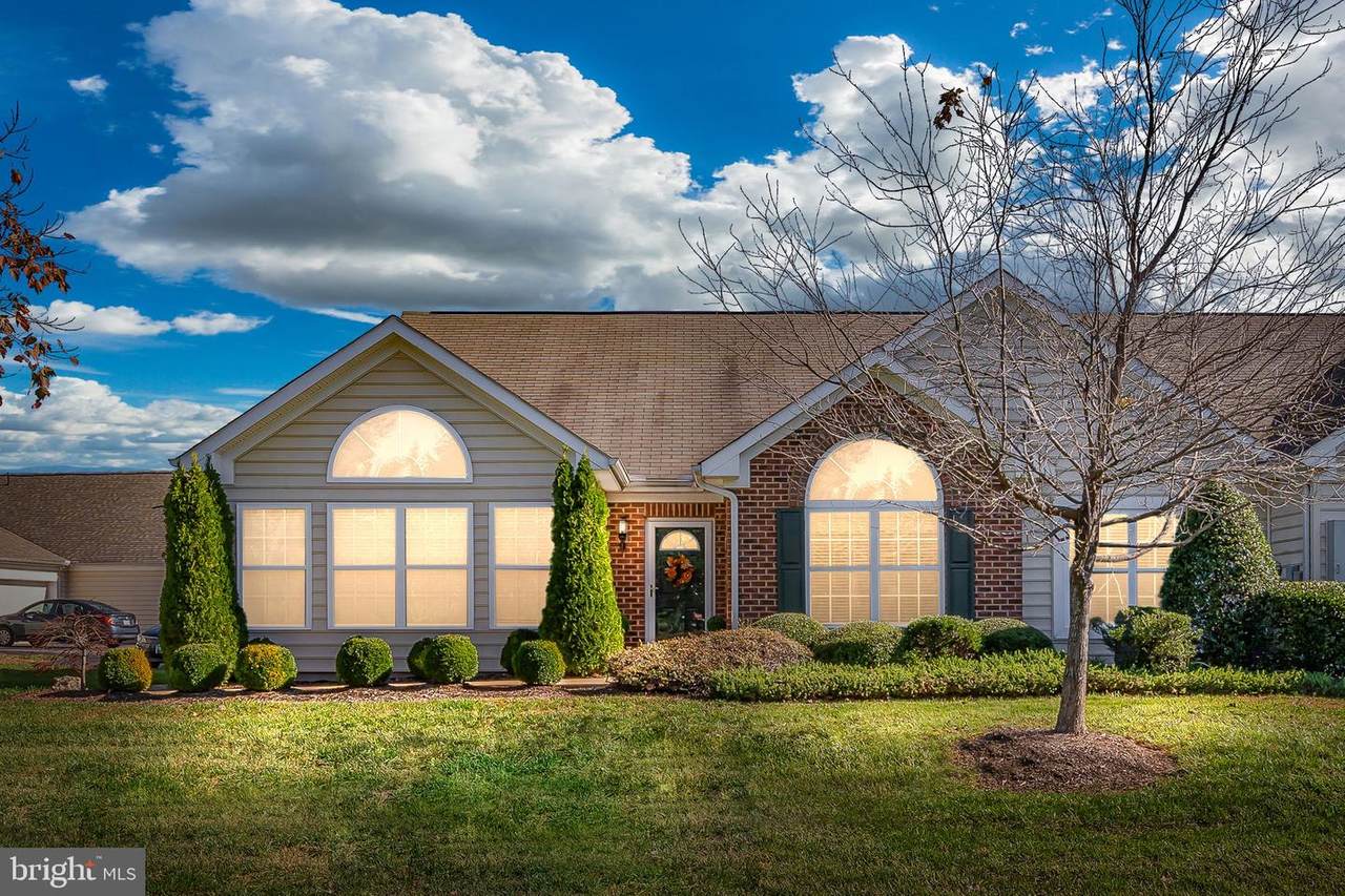 6383 Autumn Leaf Circle - Photo 1