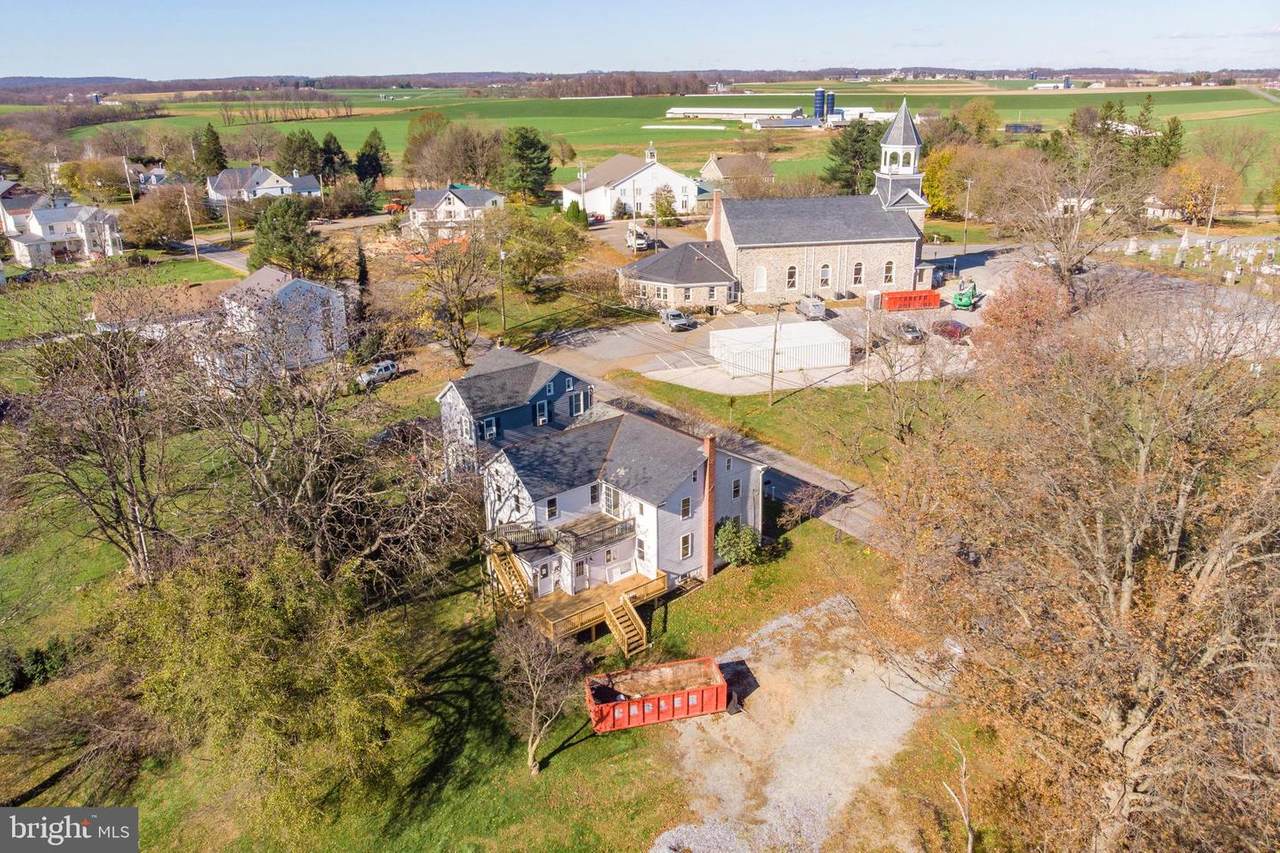 1138 River Road - Photo 1