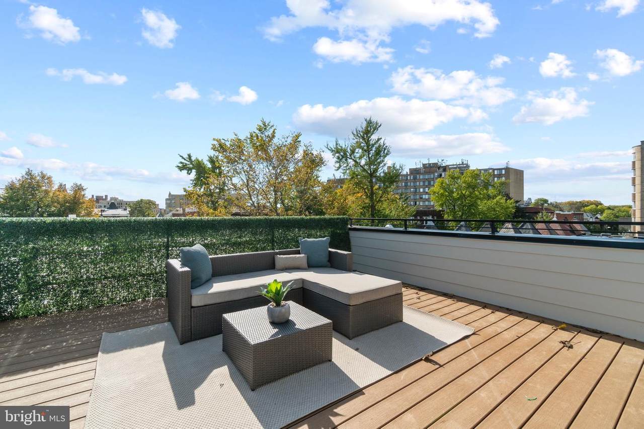 1485 Monroe Street - Photo 1
