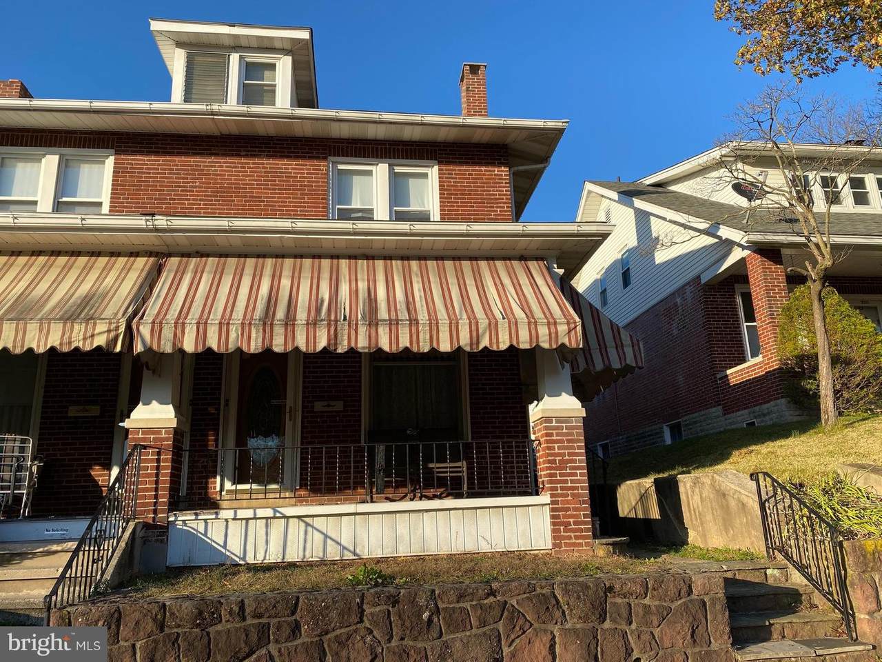 2123 Fairview Street - Photo 1