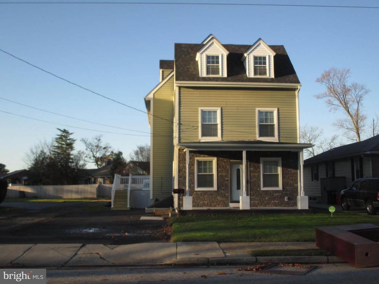 24 Maple Avenue - Photo 1