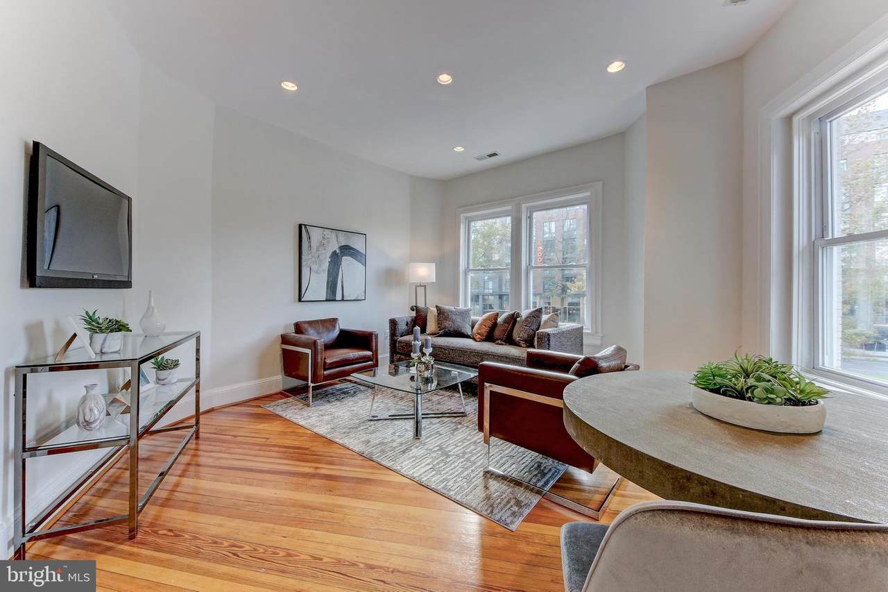 1401 Potomac Avenue - Photo 1