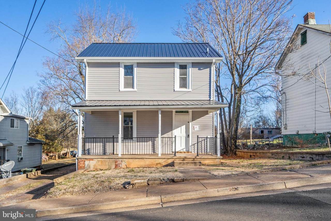 210 Williams - Photo 1