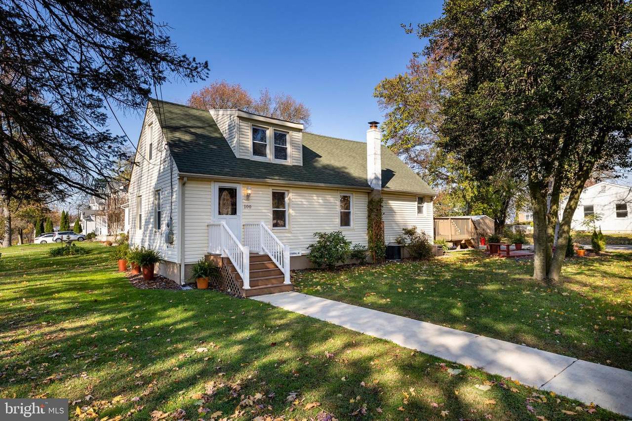 100 Marshall Avenue - Photo 1
