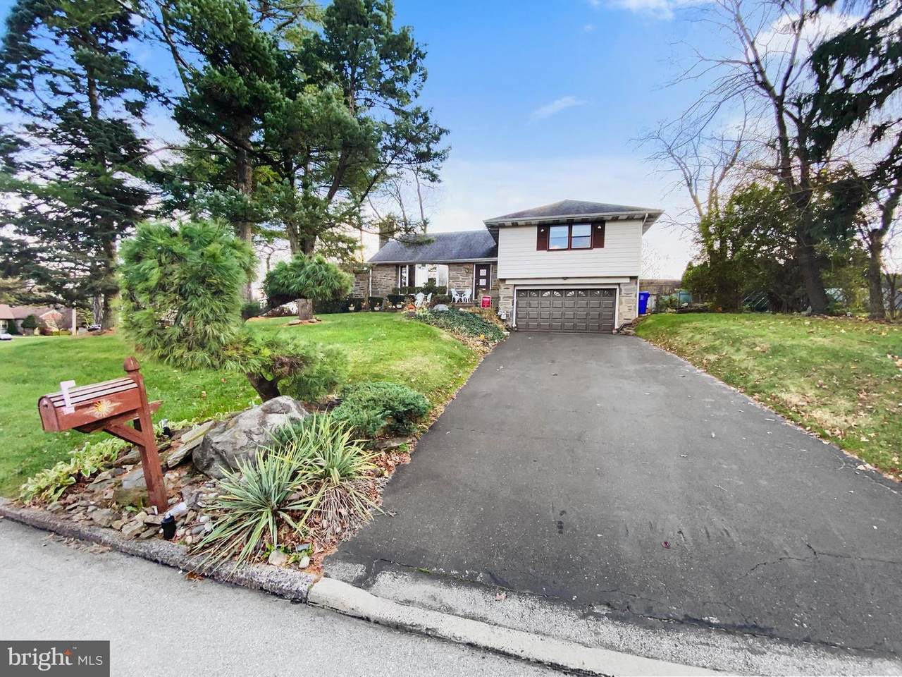 7761 Clements Road - Photo 1