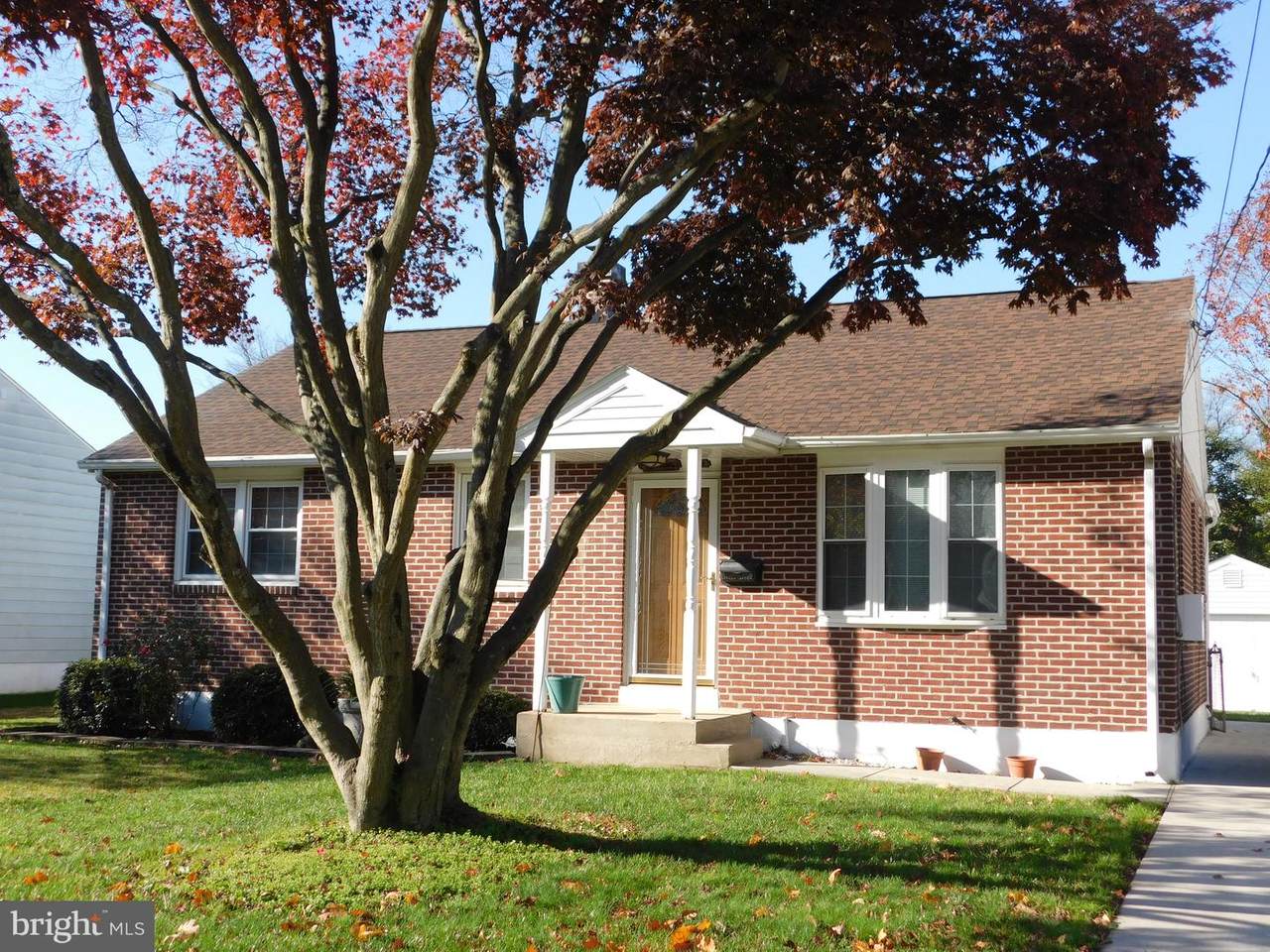 10 East Redmont Road - Photo 1