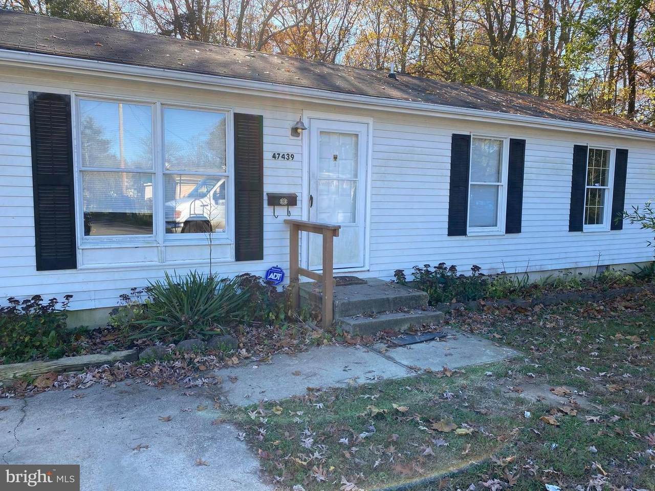 47439 Southampton Drive - Photo 1