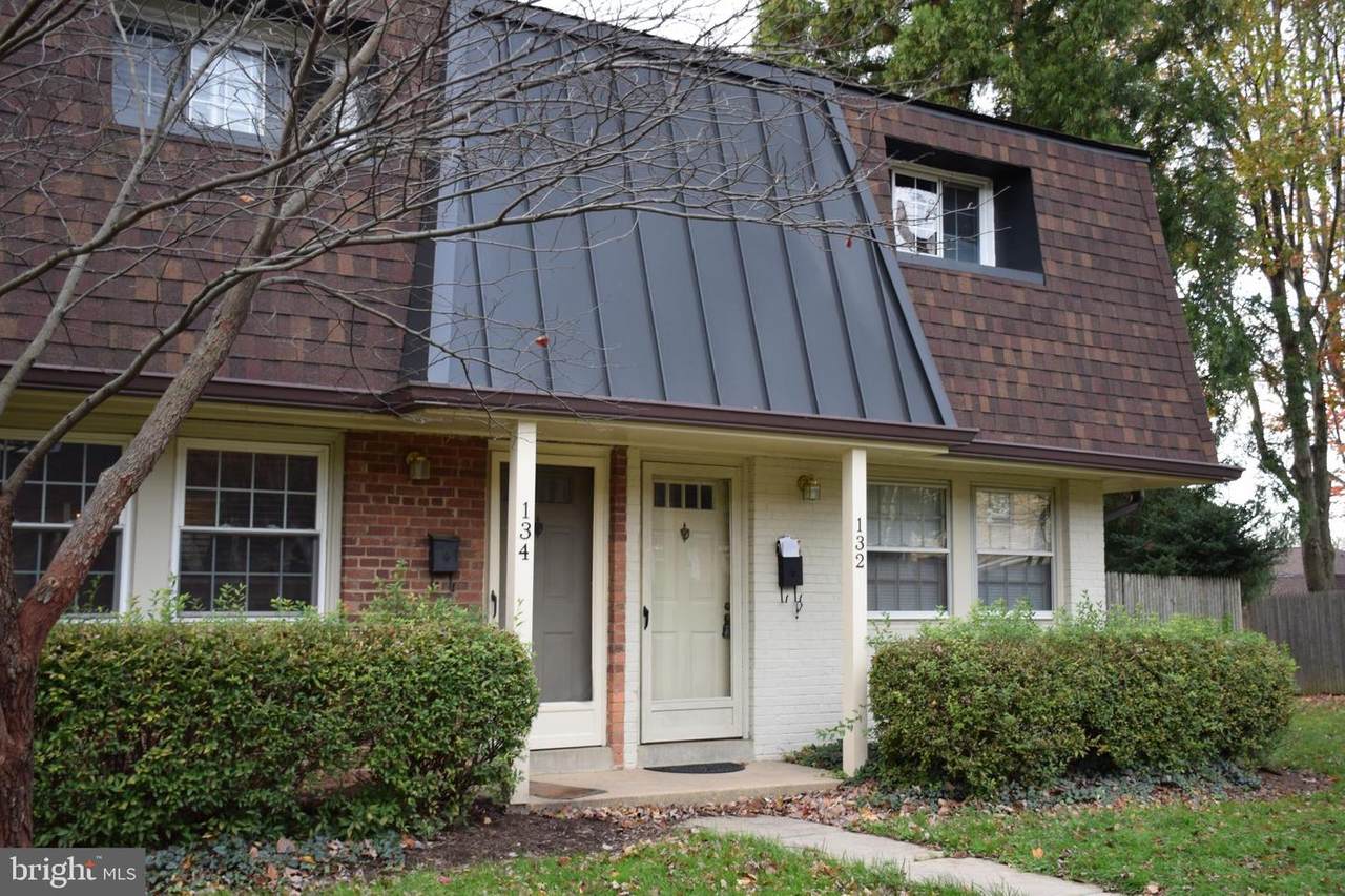 132 Virginia Avenue - Photo 1