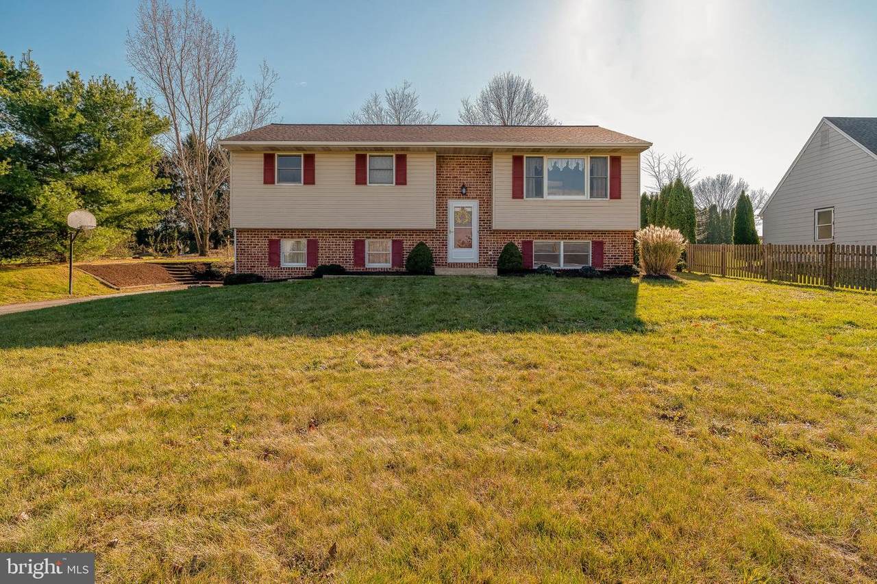 144 Elk Drive - Photo 1
