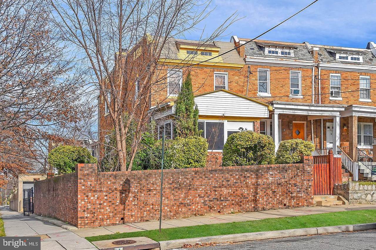 461 Delafield Place - Photo 1
