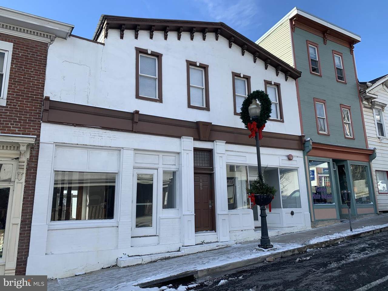105 Main Street - Photo 1