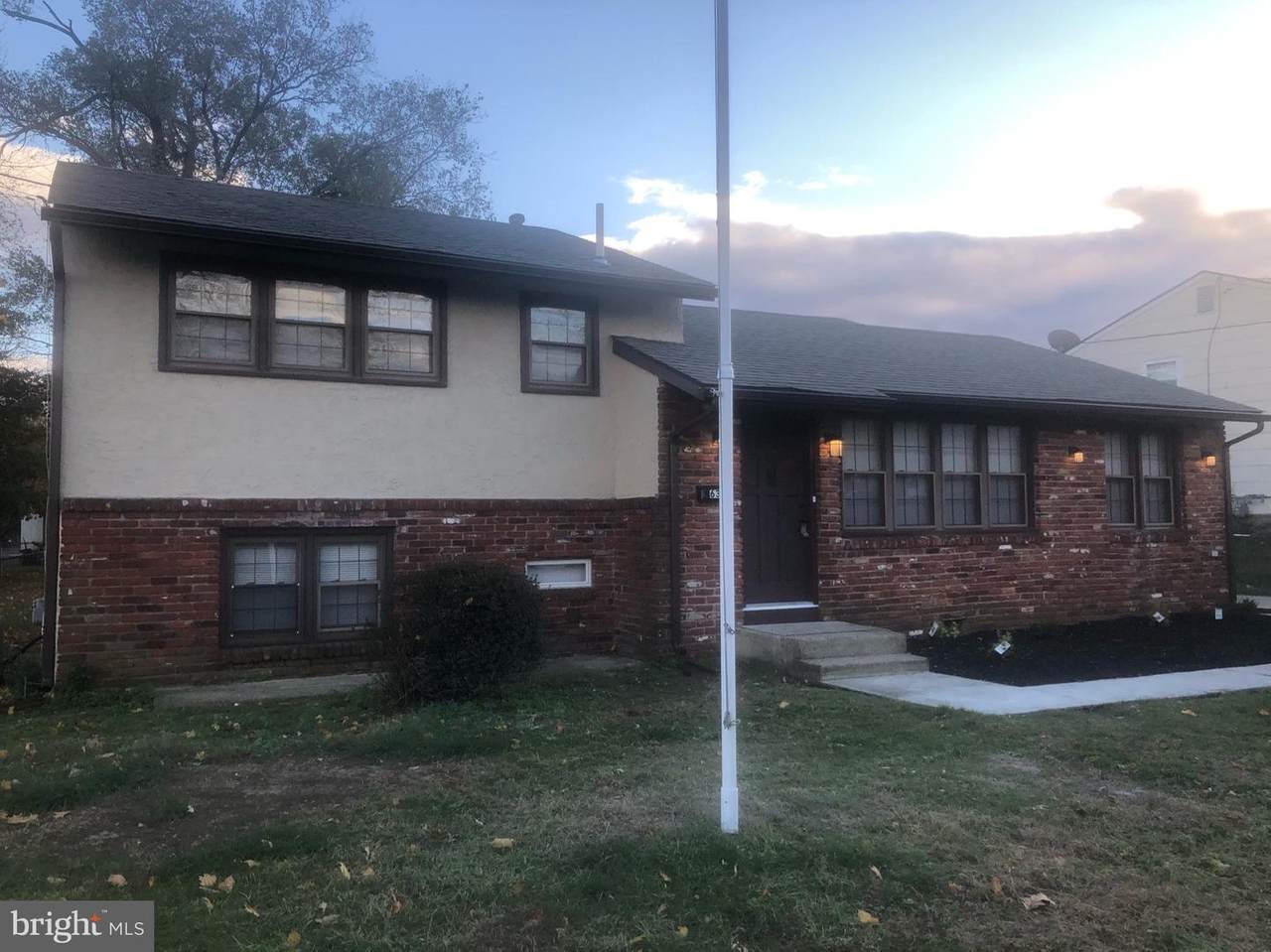 634 Cornell Avenue - Photo 1