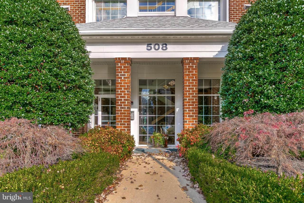 508 Limerick Circle - Photo 1