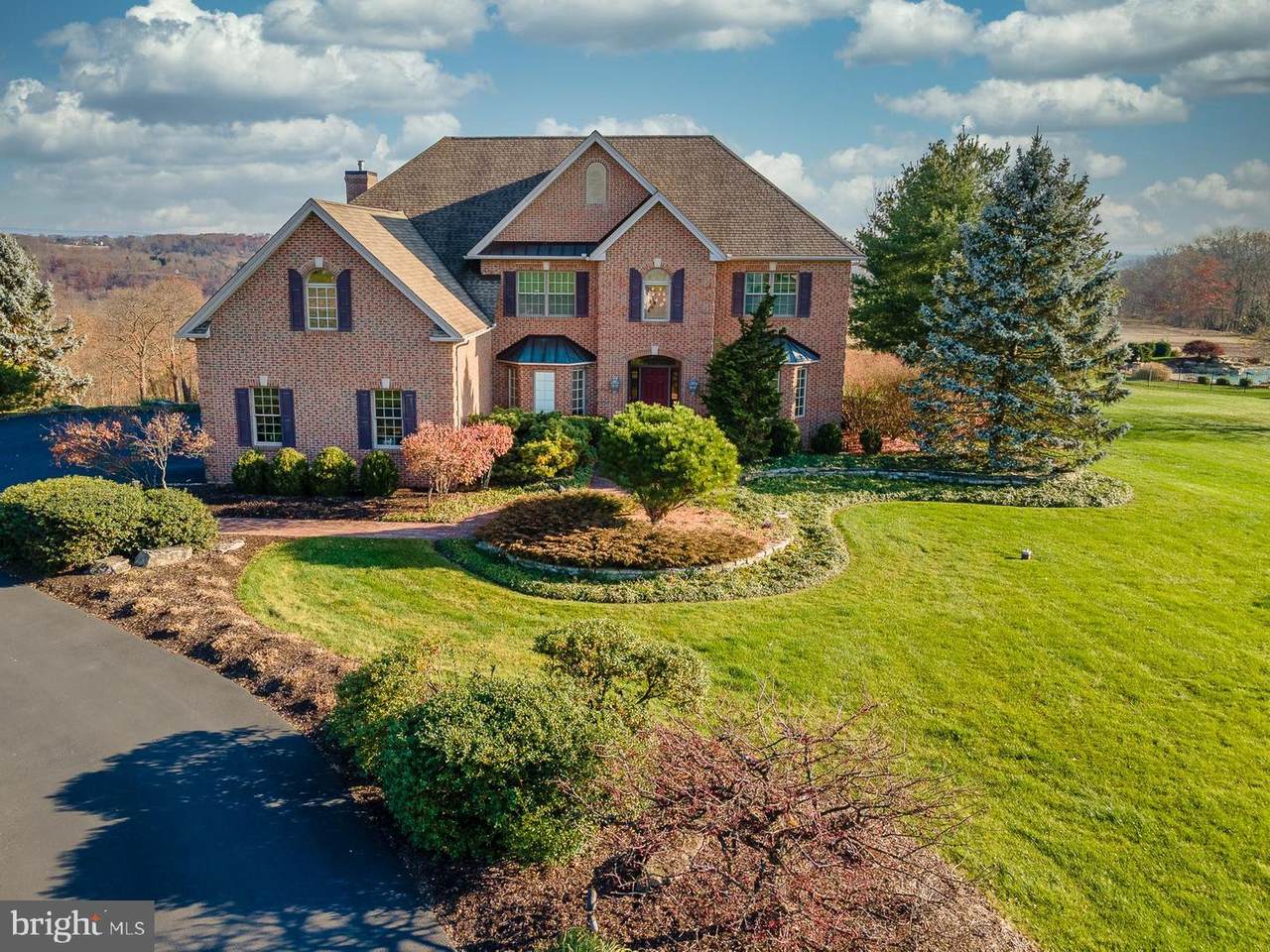 2889 Apple Valley Estates Drive - Photo 1