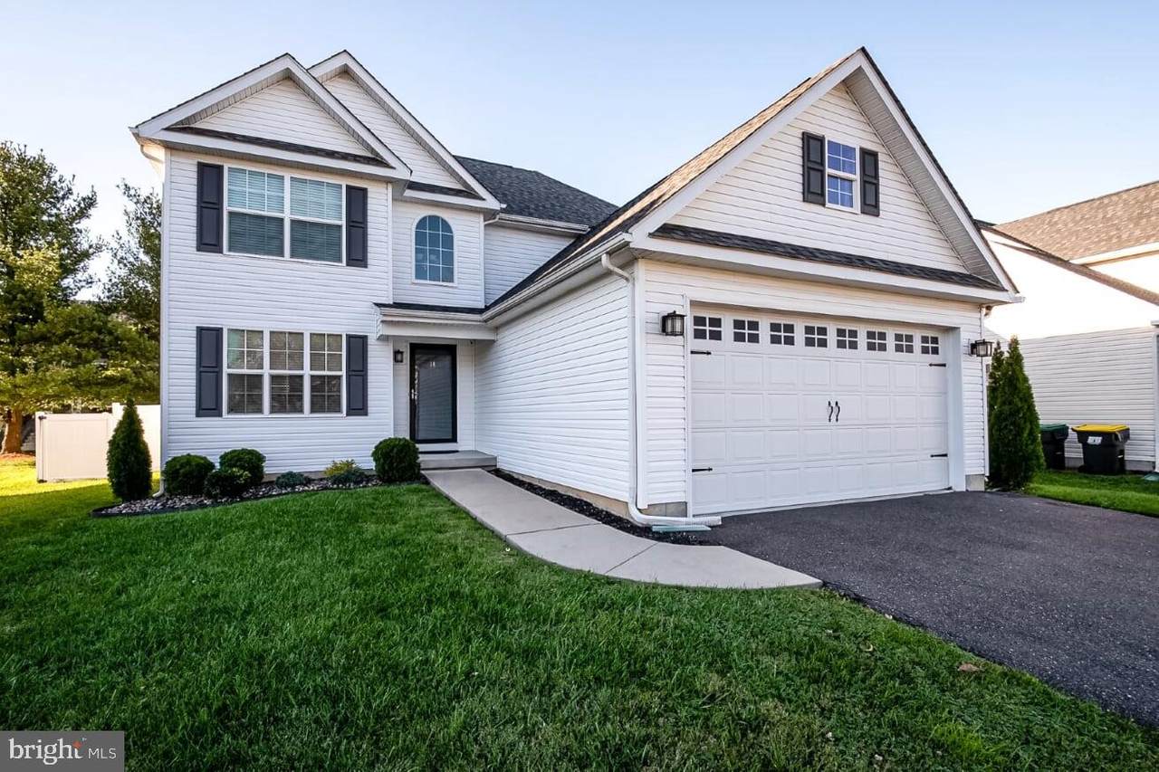 14 Karen Court - Photo 1