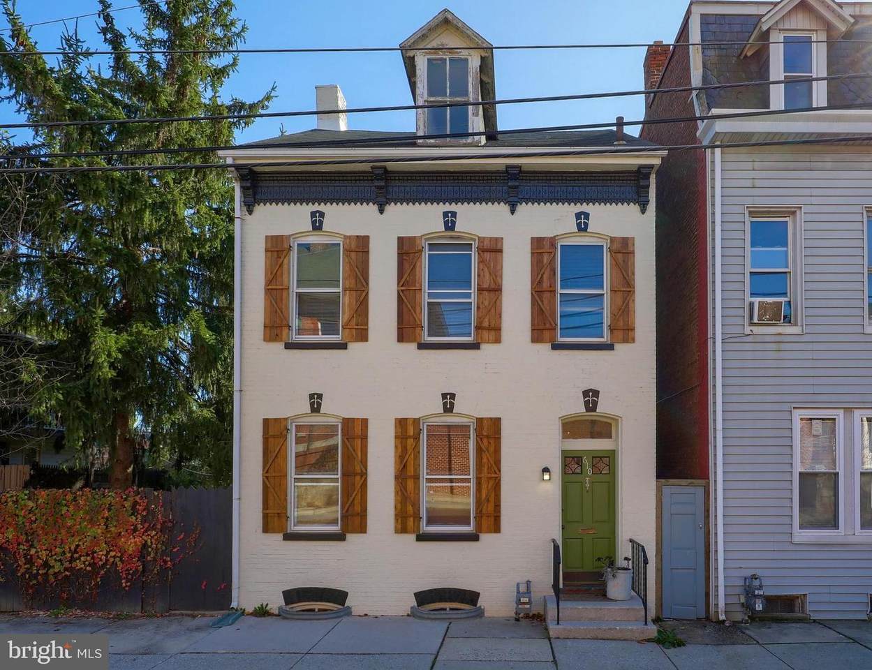 610 Philadelphia Street - Photo 1