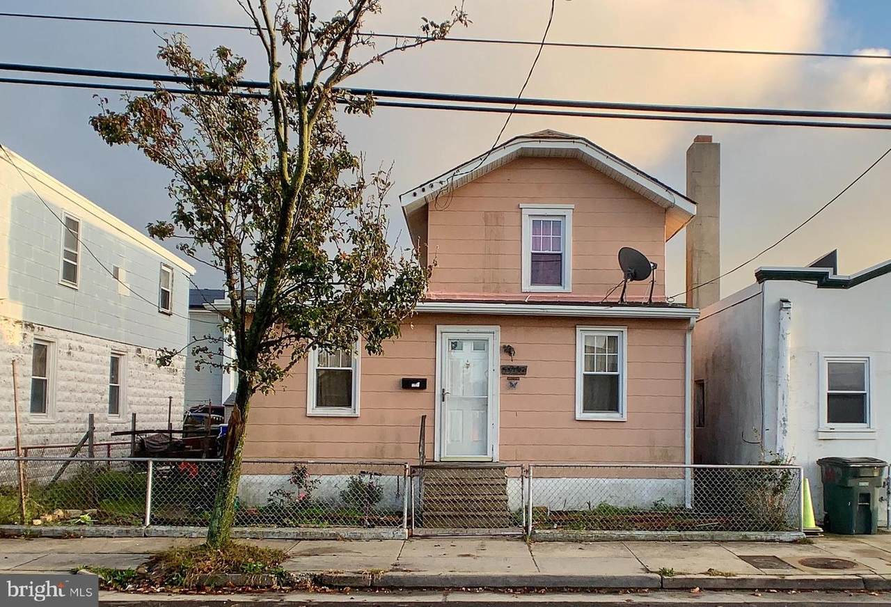 3908 Porter Avenue - Photo 1
