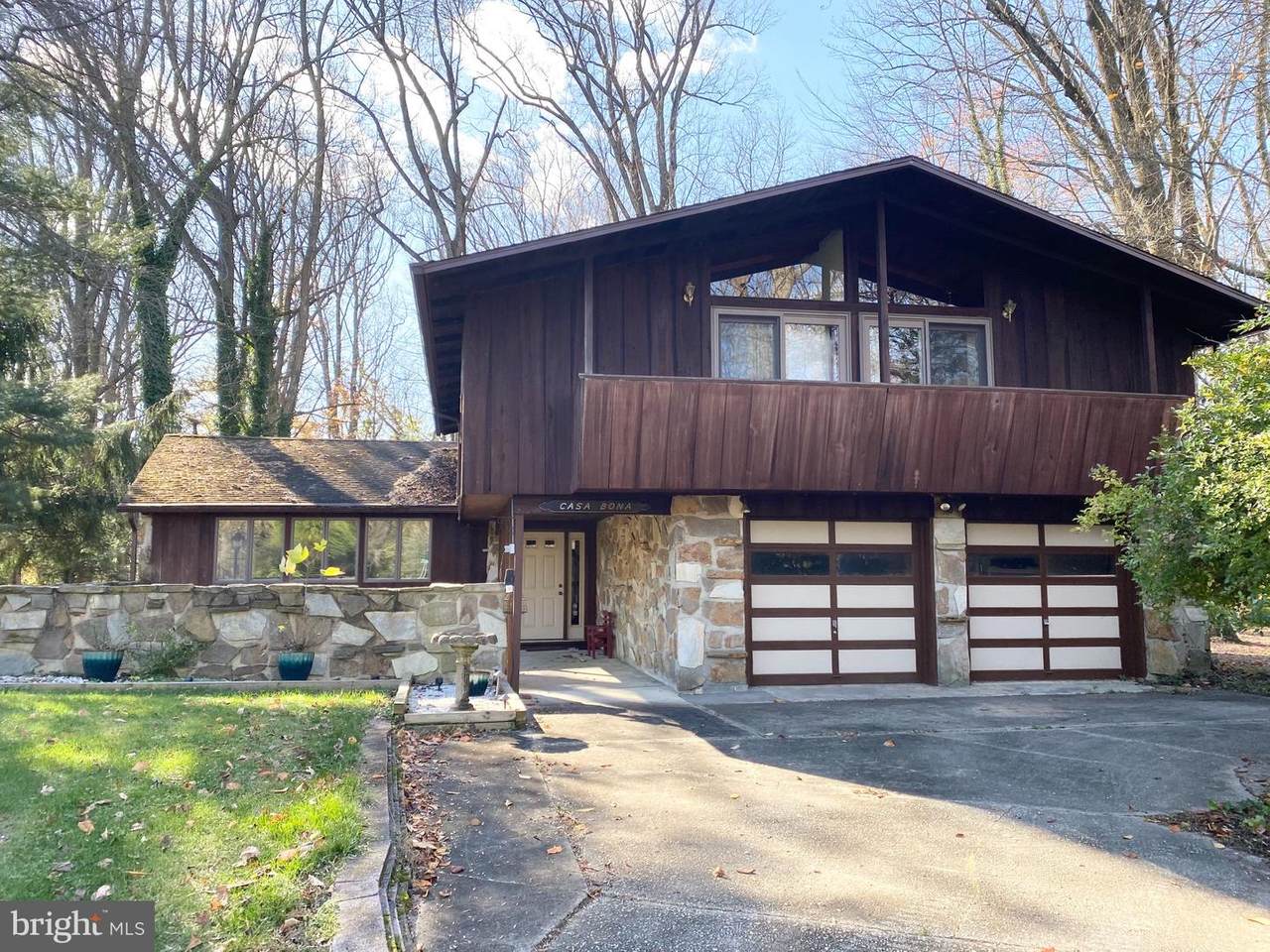235 Twin Lakes Drive - Photo 1