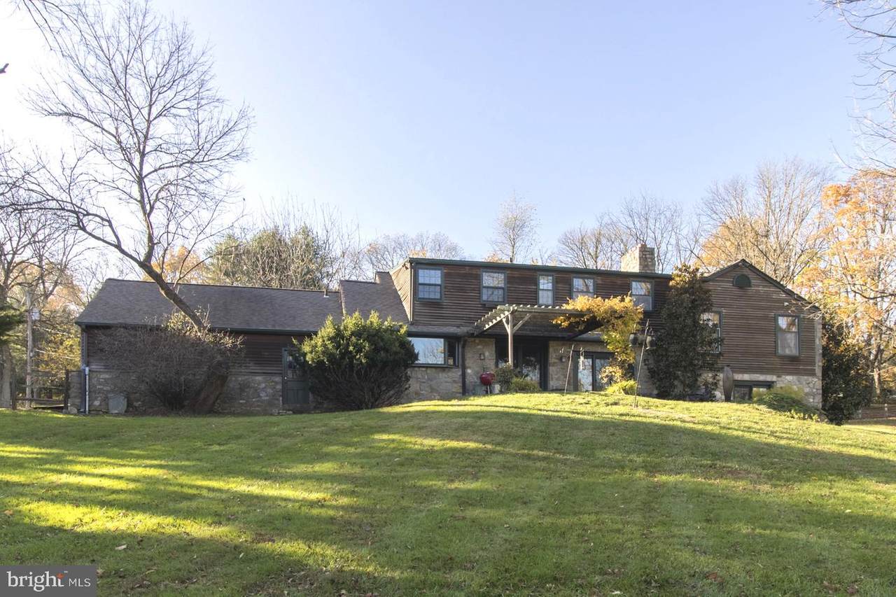 1435 Abbey Lane - Photo 1