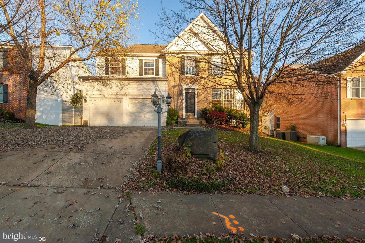 6211 Green Meadow Way - Photo 1