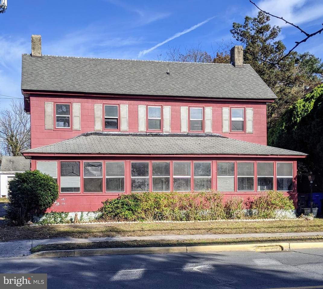 324 Bedford Street - Photo 1