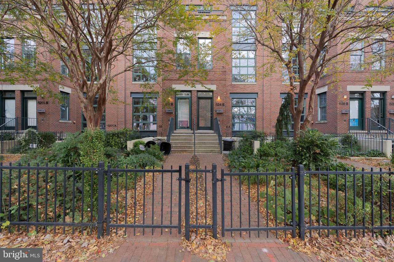 524 13TH Street - Photo 1