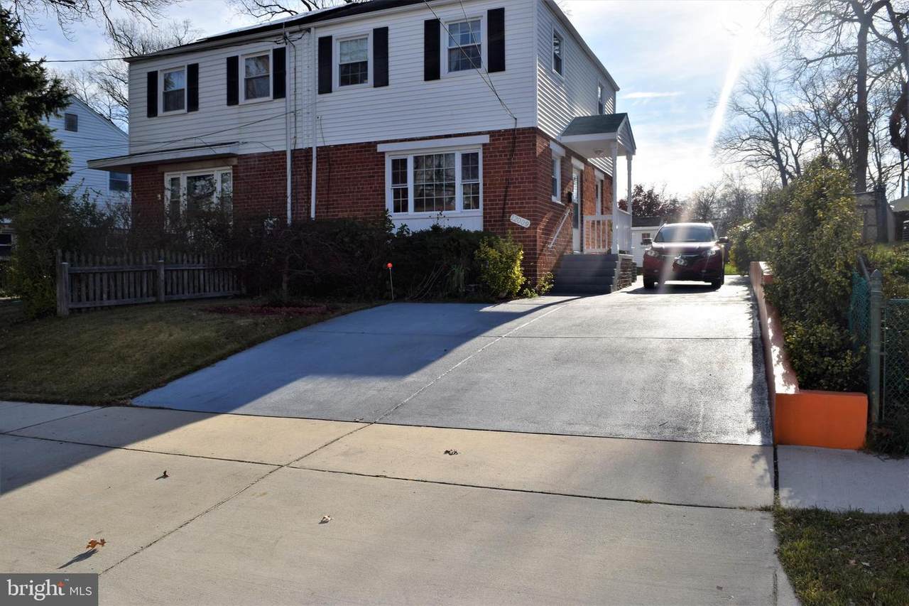 12009 Livingston Street - Photo 1