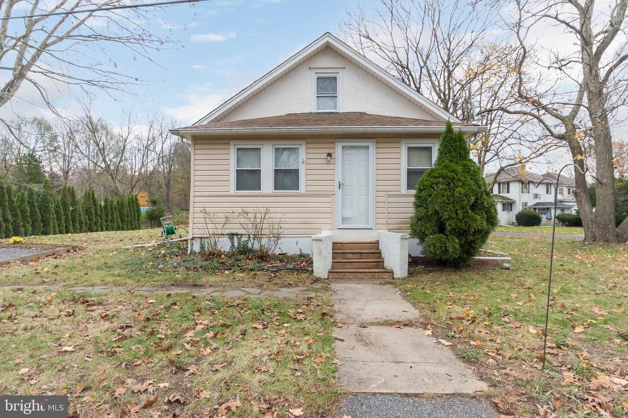 501 Arch Street - Photo 1