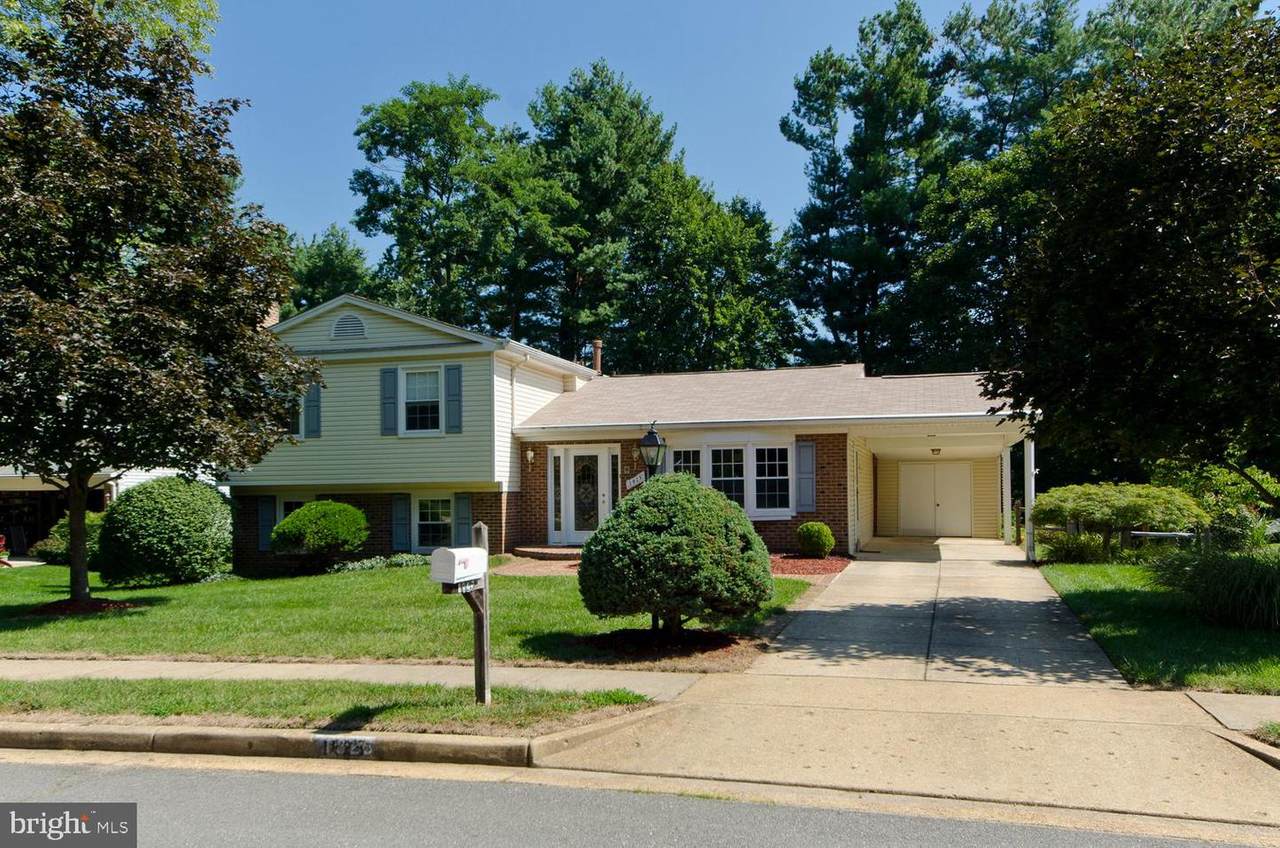 1825 Clachan Court - Photo 1