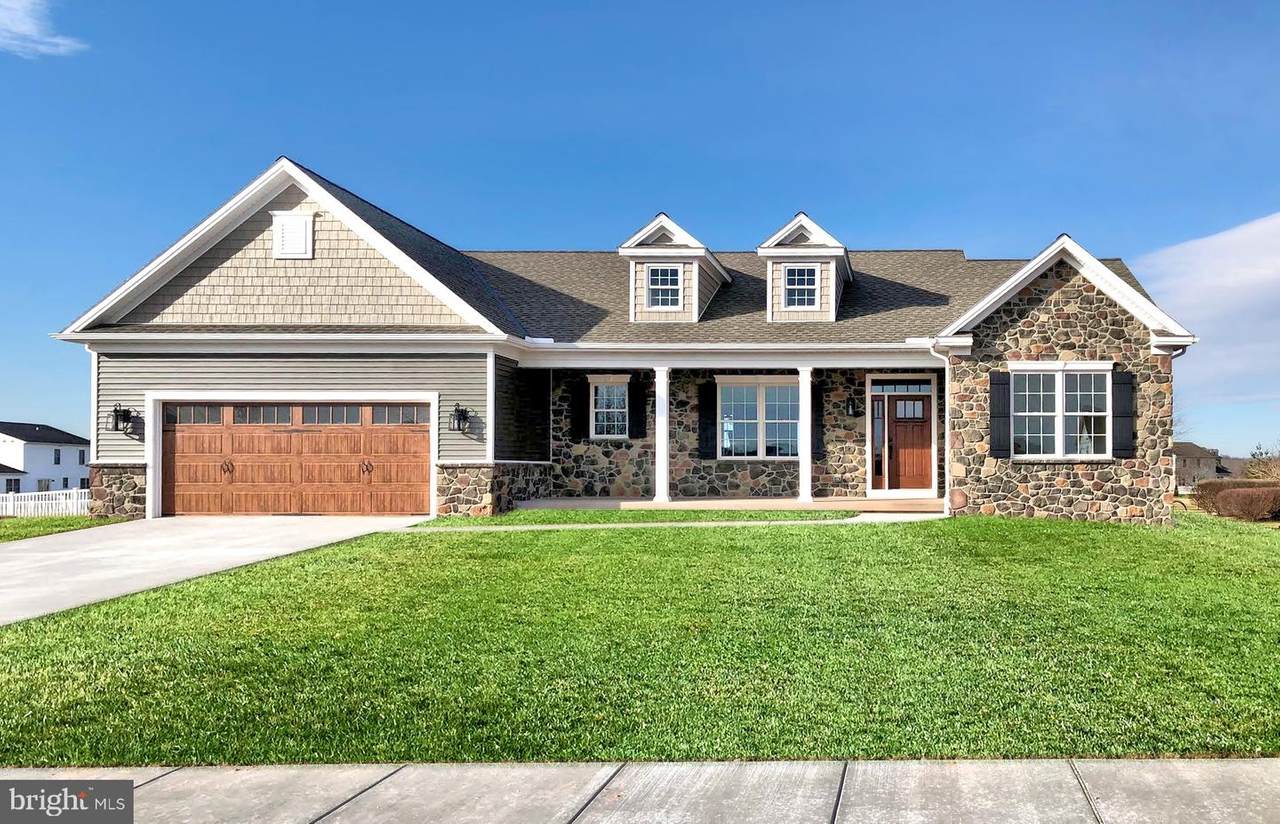 263 Reba Drive - Photo 1