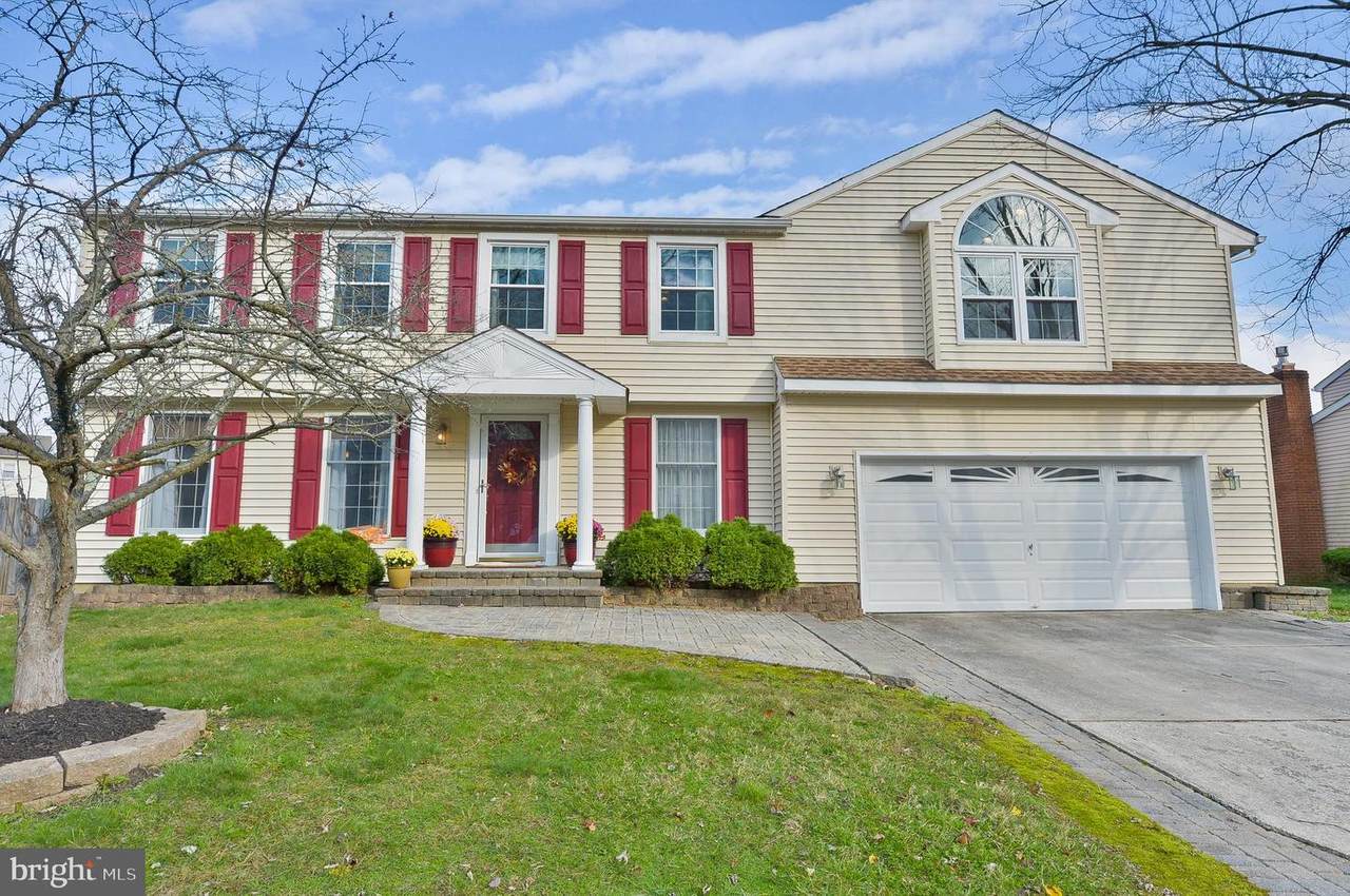 220 Woodbine Drive - Photo 1