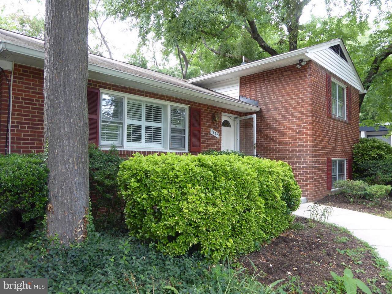 1624 41ST Street - Photo 1