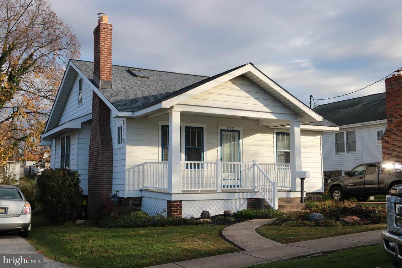 203 Winston Avenue - Photo 1