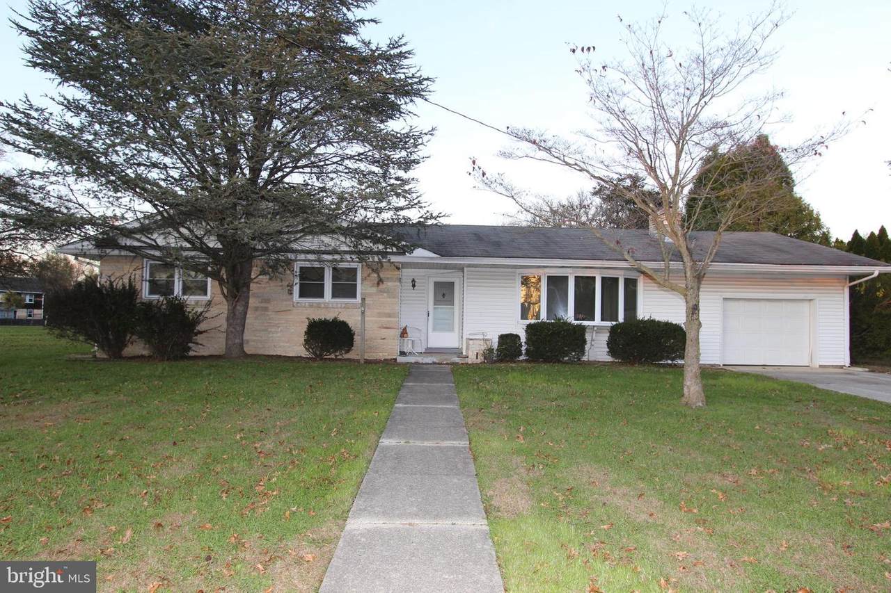 216 Dowdy Drive - Photo 1
