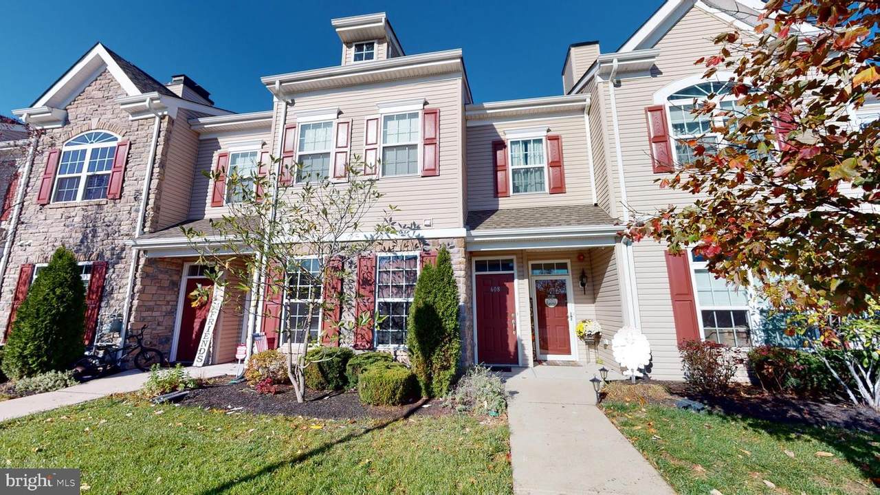 608 Van Gogh Court - Photo 1