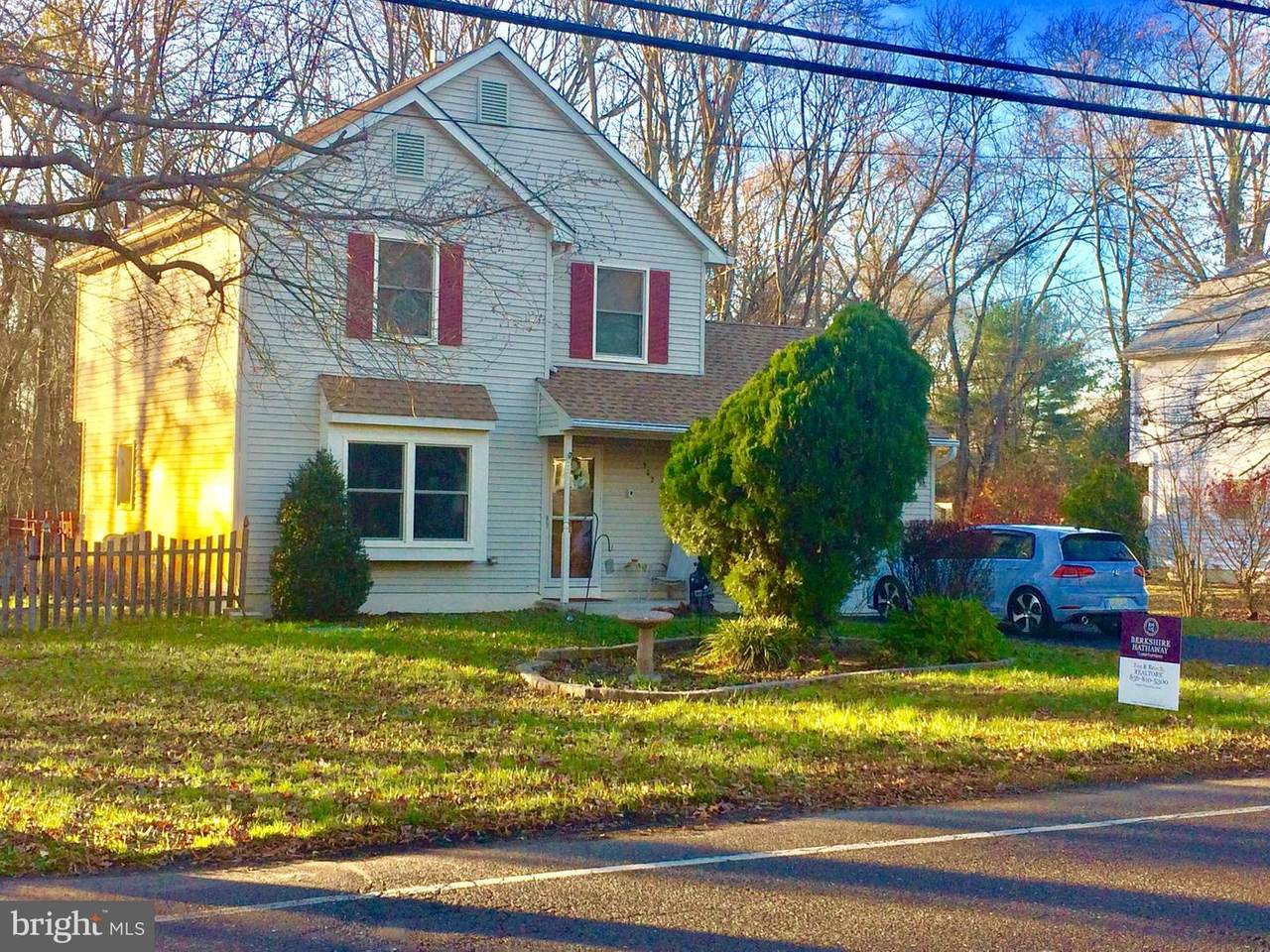 302 Preston Avenue - Photo 1