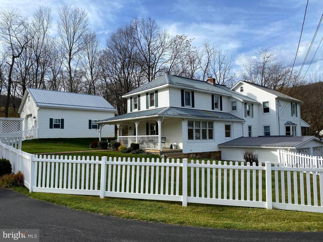 17701 Williams Road - Photo 1