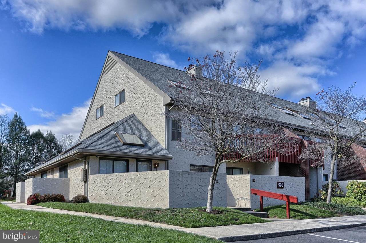 593 Geneva Drive - Photo 1