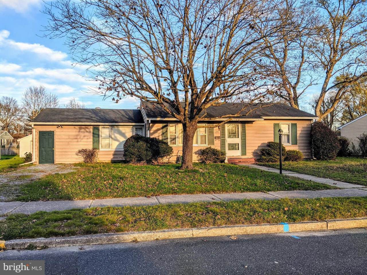 737 Magnolia Drive - Photo 1