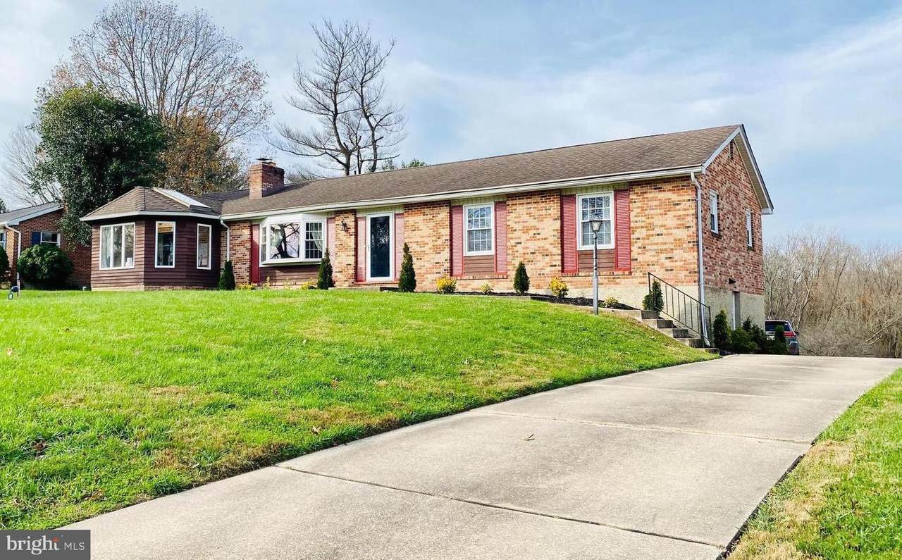1804 Bernadette Court - Photo 1