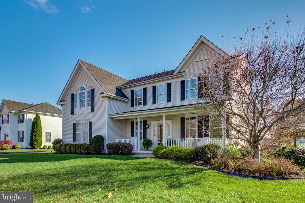 54 Heritage Drive - Photo 1