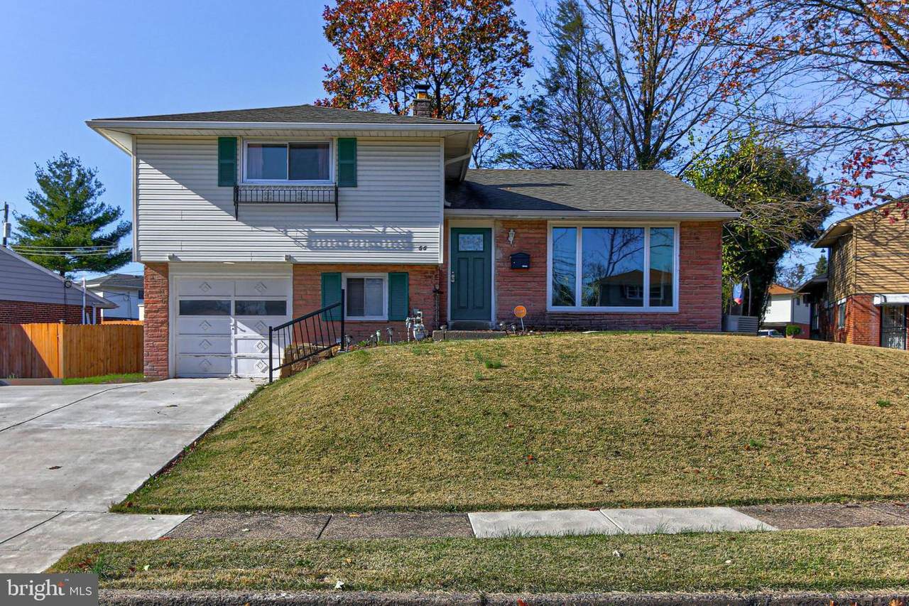66 Rose Lane - Photo 1