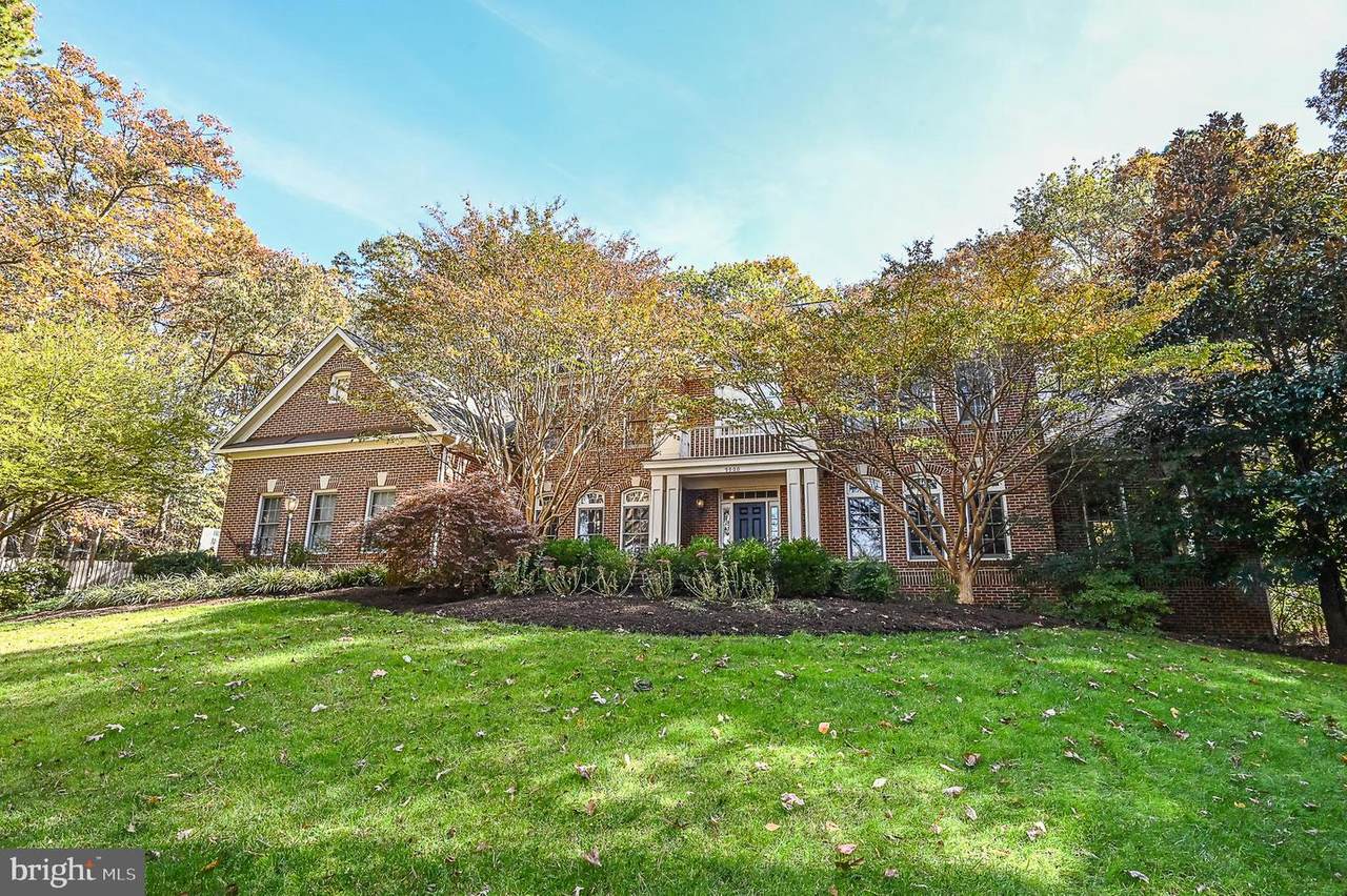 9900 Yachthaven Drive - Photo 1