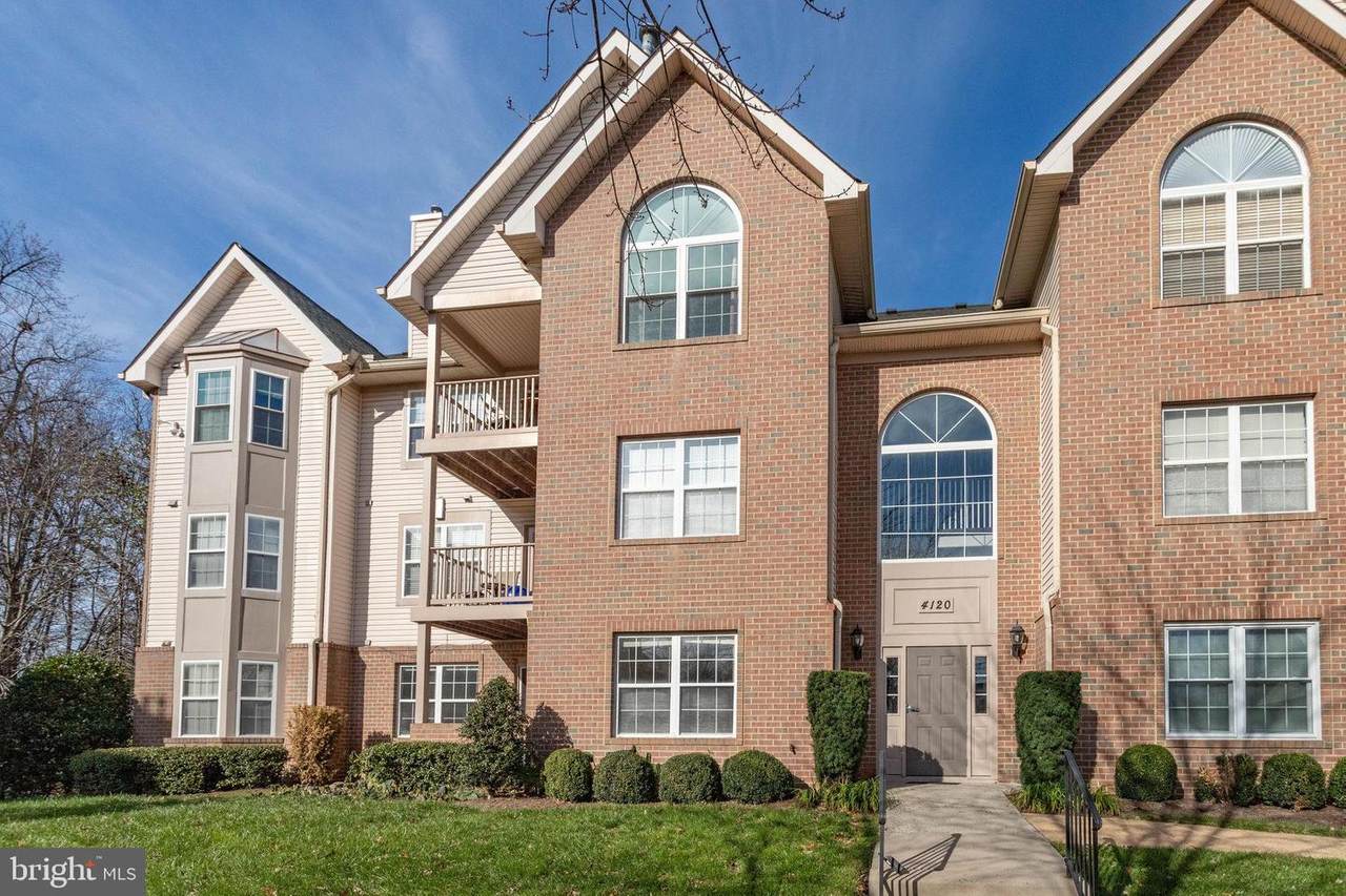 4120 Monument Court - Photo 1