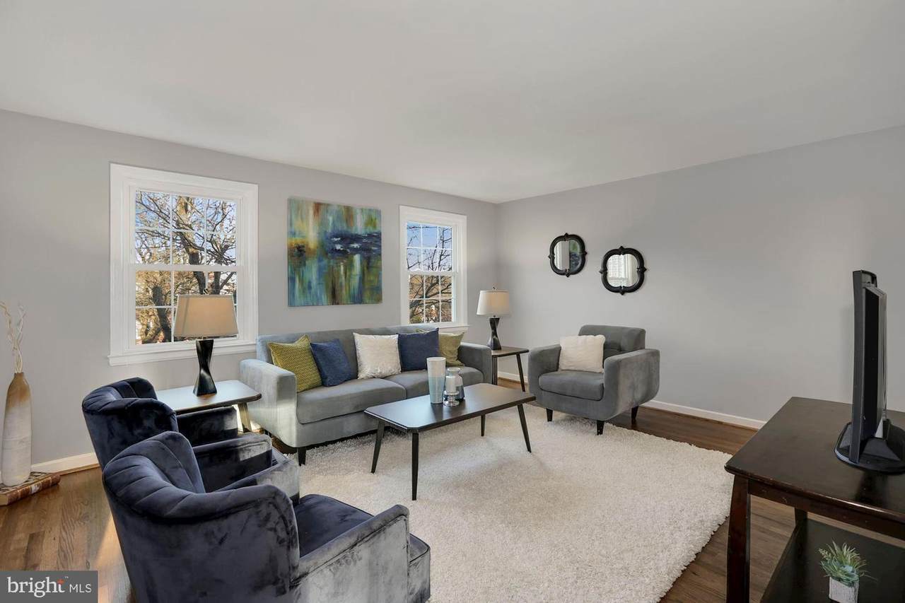 2211 Washington Avenue - Photo 1